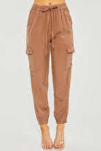 Load image into Gallery viewer, Brezzy Cargo Pants in Coco

